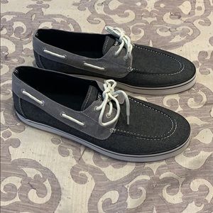 NWOT Men’s Nautica boat shoes size 12